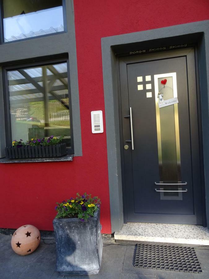 Haus Am Sonnenberg Apartment Ulmen Exterior photo
